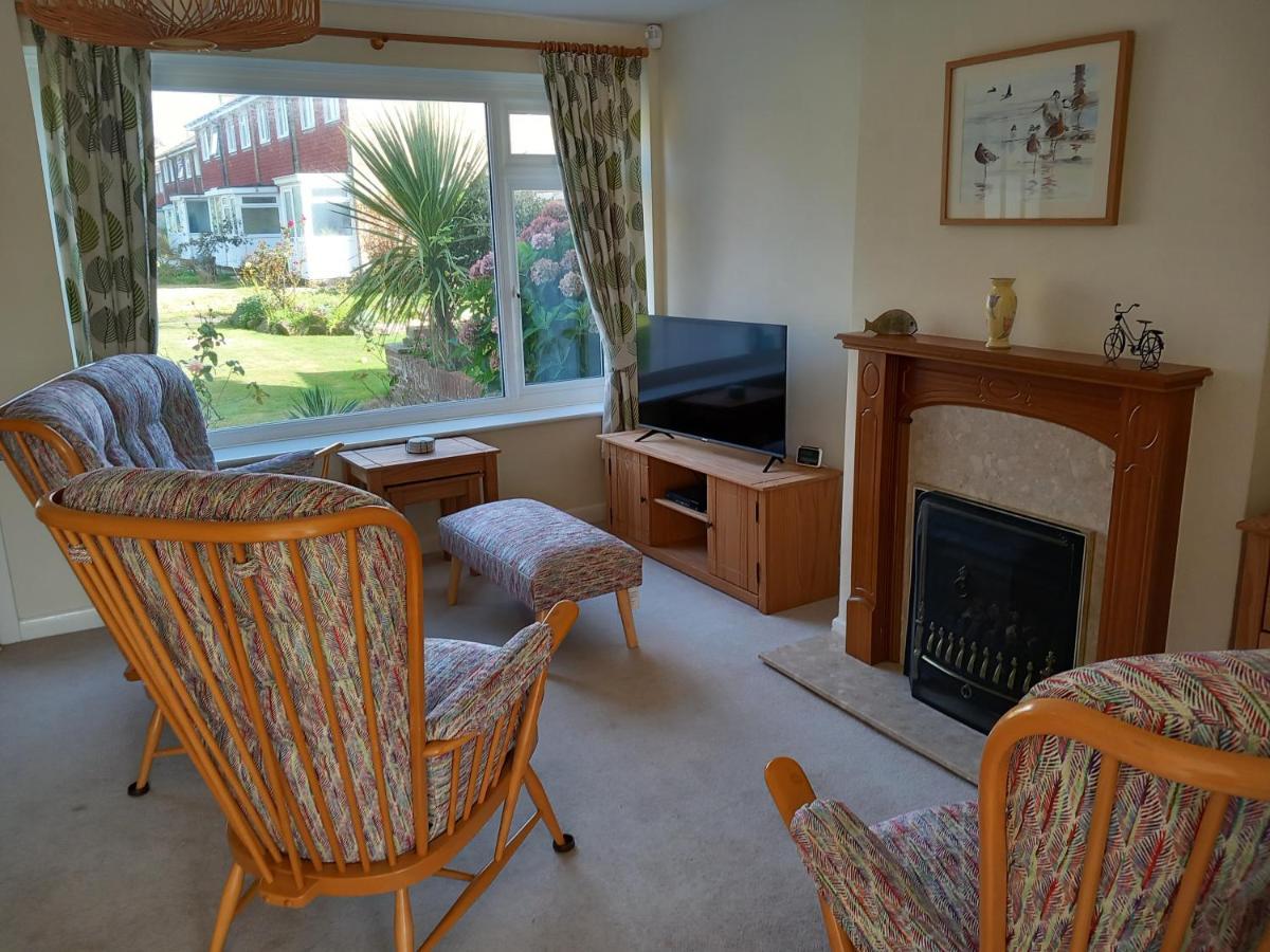 Villa Seair Rustington Esterno foto