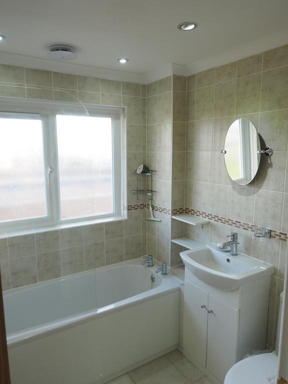 Villa Seair Rustington Esterno foto