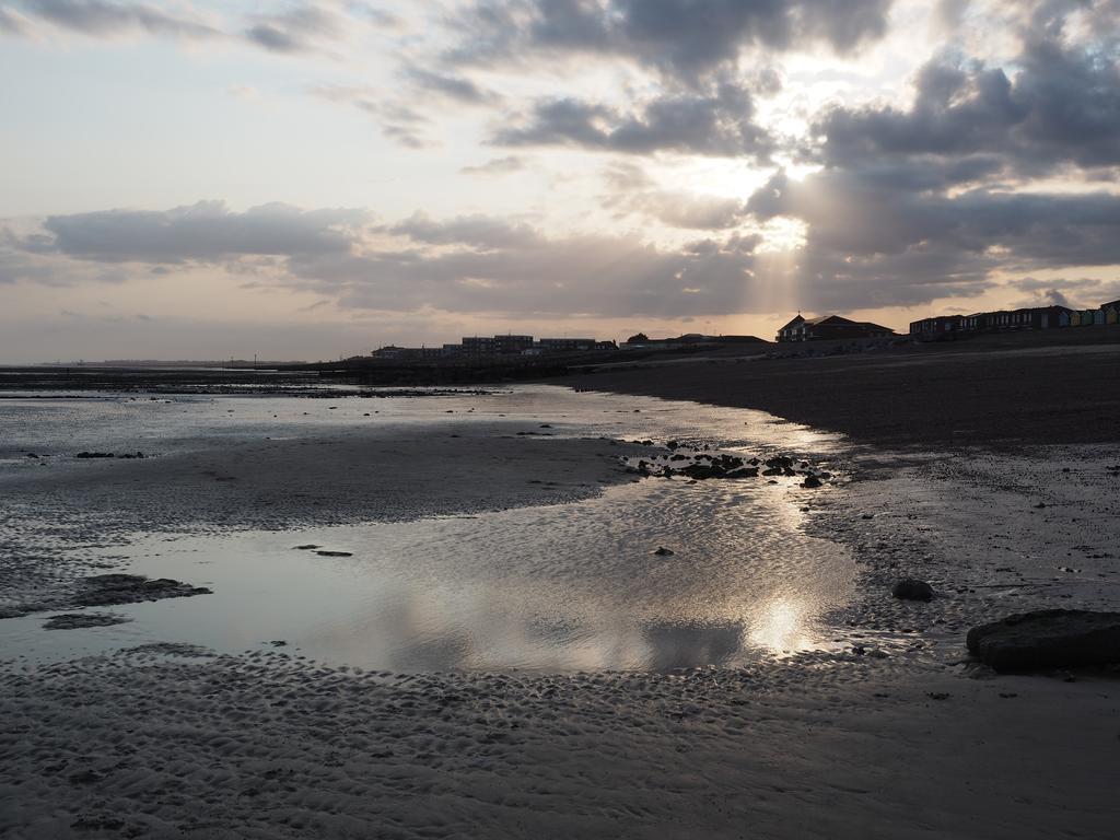 Villa Seair Rustington Esterno foto